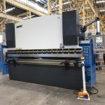 ਹੱਥ ਹਾਈਡ੍ਰੌਲਿਕ ਪ੍ਰੈੱਸ ਬਰੈਕ ਡਬਲਯੂ.ਸੀ .67-125 ਟੀ / 3200